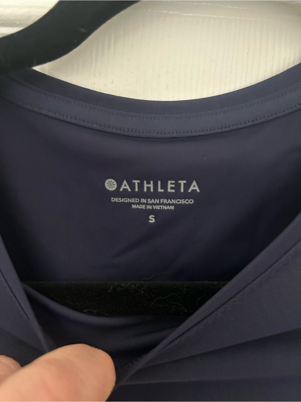 Athleta Navy Blue Performance Tee NWOT size Small
